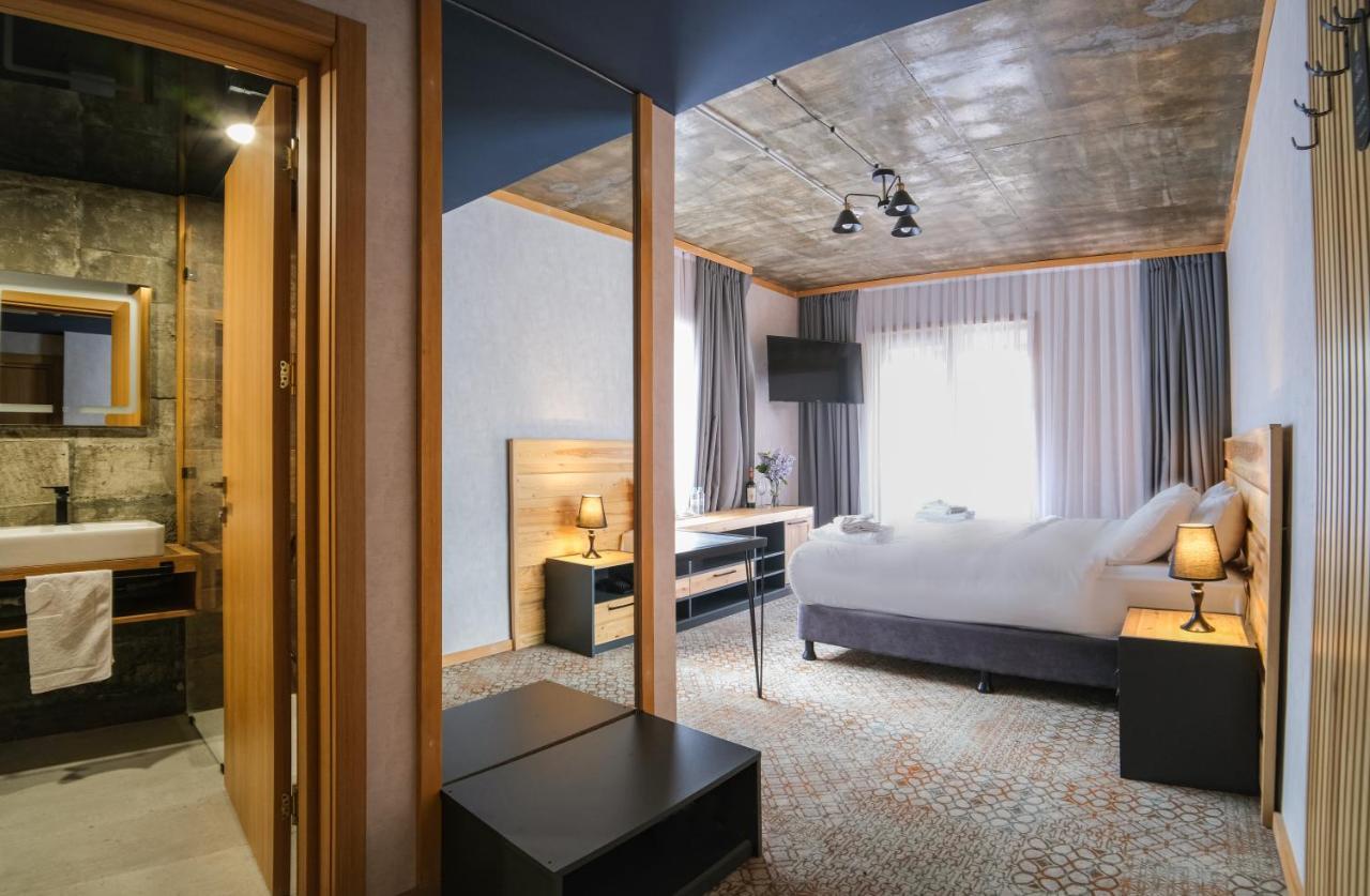 Hotel Posta Mestia Extérieur photo