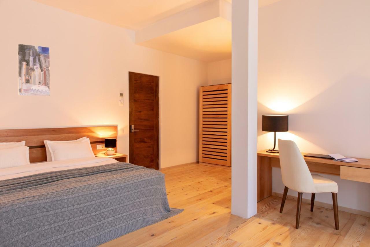 Hotel Posta Mestia Extérieur photo