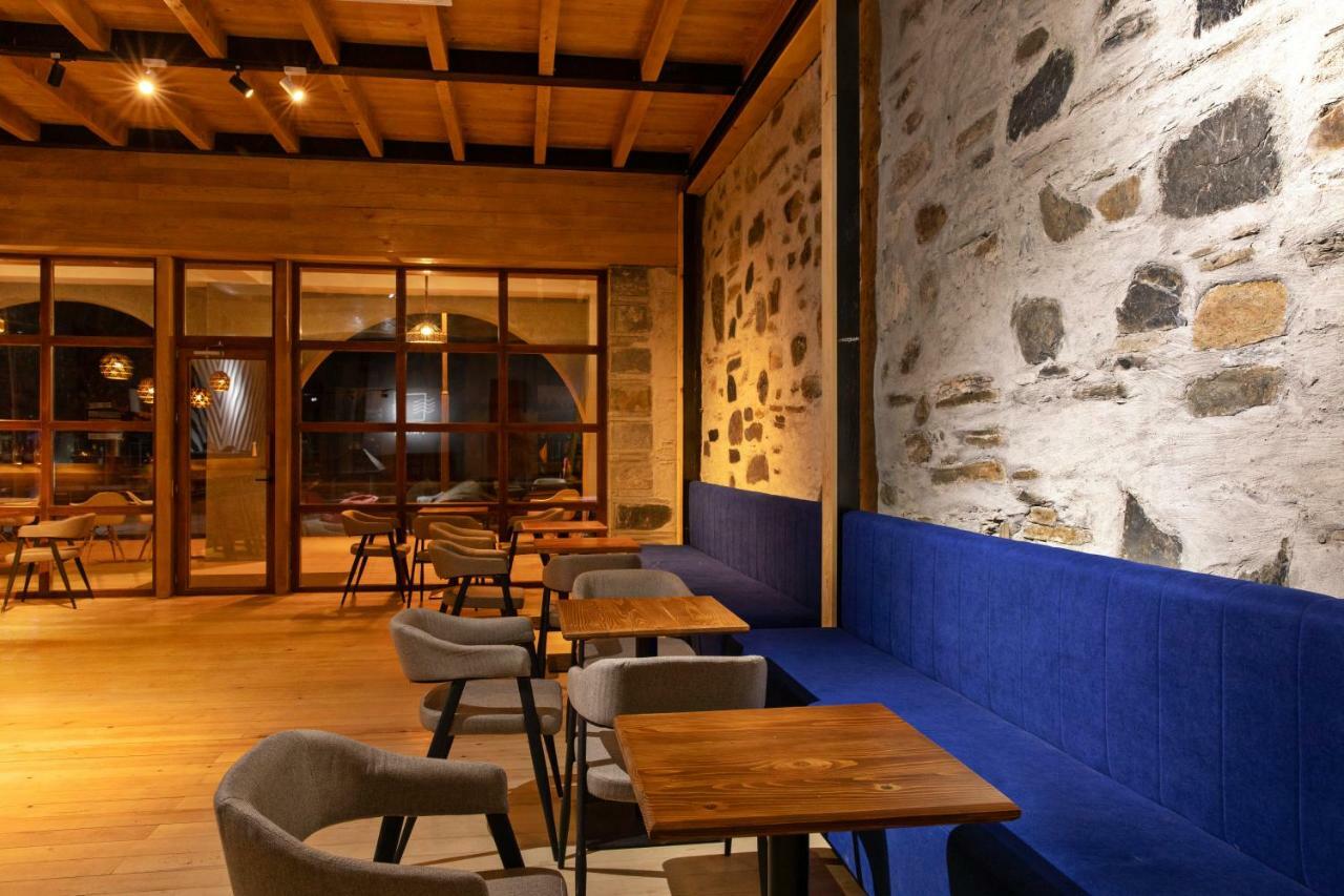 Hotel Posta Mestia Extérieur photo